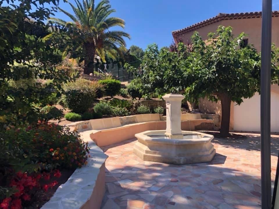 10 A 12 Pers Famille Amateurs Randonnee Boulouris Panorama Saint Raphael Tennis Piscine Partage Exteriör bild